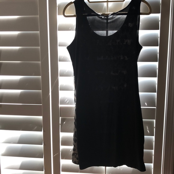 Women’s sequinned b&w cheetah print dress - Picture 3 of 4